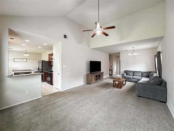 3rd image of 3041 Boxwood Springs Ln