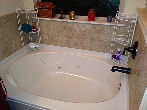 Master Tub