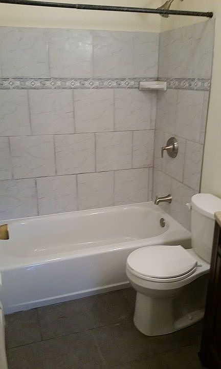 2nd image of 525 Bruce Ave