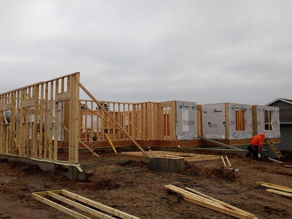 2nd image of 504 Green Spruce Dr