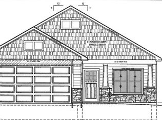 1034 N Cedar St E, Ottawa, KS 66067