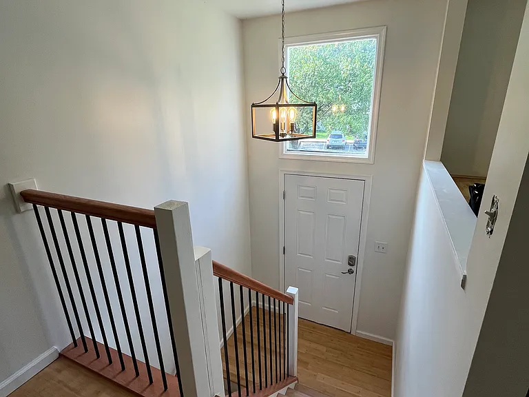 7724 Chatfield Ln — Photo 4