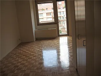 Rented by RELO REDAC INC.