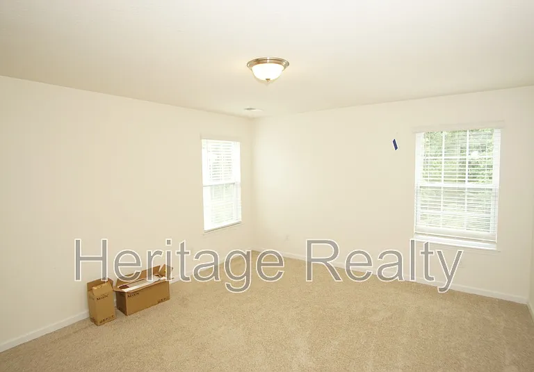 1537 Sergeant Ln — Photo 11
