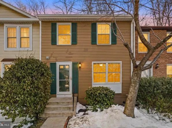7941 Tyson Oaks Cir, Vienna, VA 22182