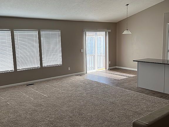 3rd image of 5153 W Eagle Rock Way
