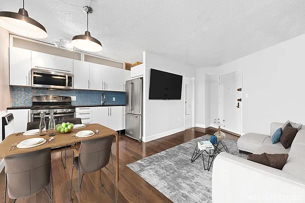 Rented by Compass | media 9