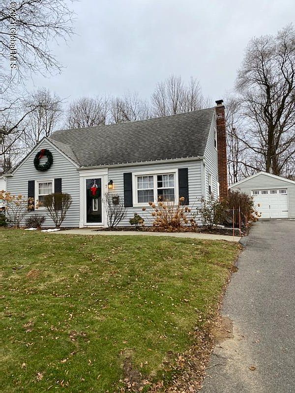 7 Perry Avenue, Latham, NY 12110 Zillow