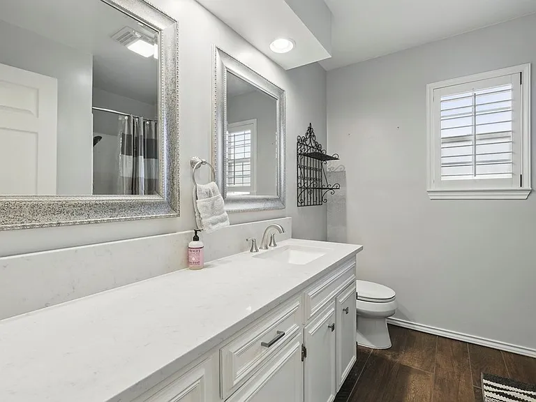 2404 Goddard Ct — Photo 20