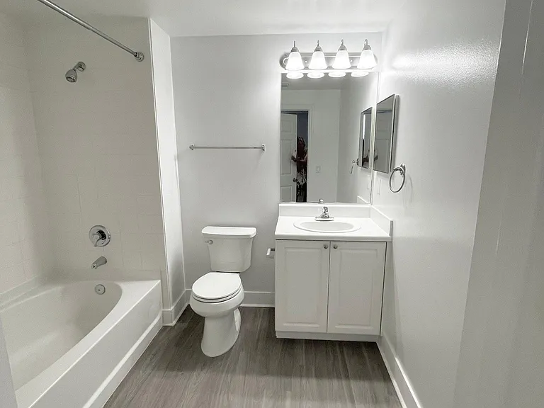 255 Evernia St #70 — Photo 13
