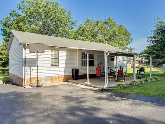 5th image of 309 Elizabeth Ct
