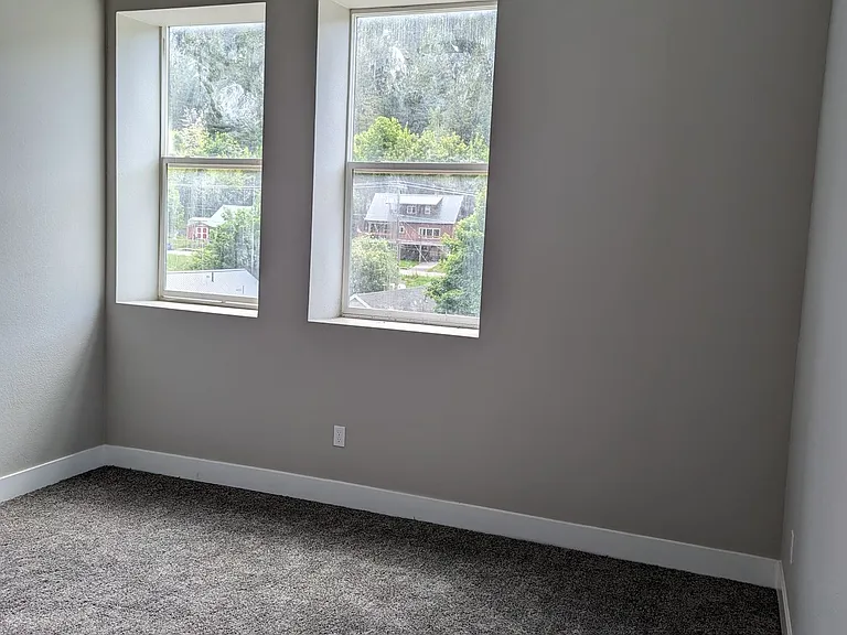 514 McKinley Ave — Photo 29
