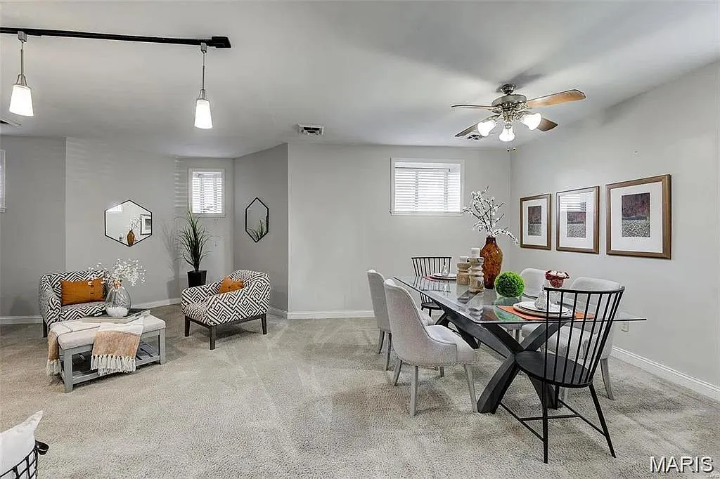 3 bed, 2.0 bath, 1400 sqft, $1,750 — Photo 4