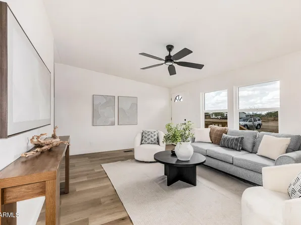 10439 E BELLA Lane, San Tan Valley, AZ 85143