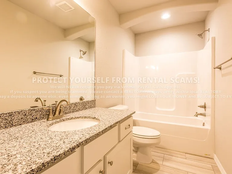 50 N Benchmark Ln — Photo 10