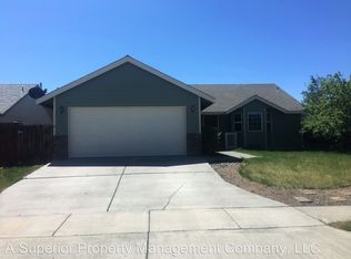 3333 NE Hoona Dr, Bend, OR 97701