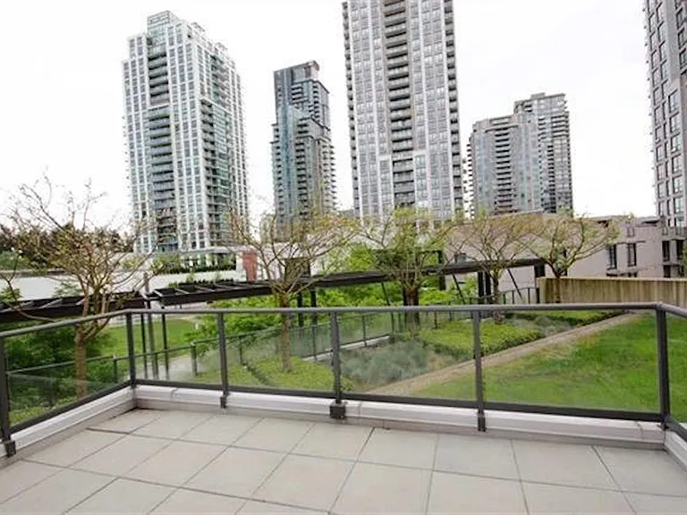 2982 Burlington Dr #309 — Photo 13