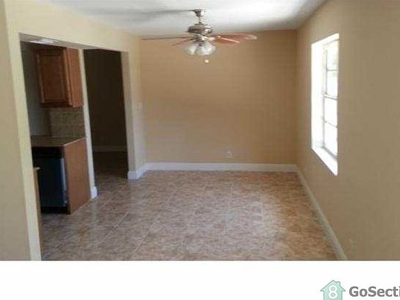 3rd image of 7711 SW 9th St