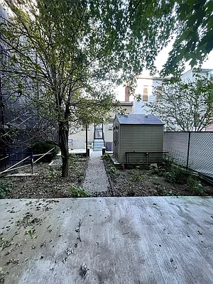 Rented by 18 REALTY | media 17