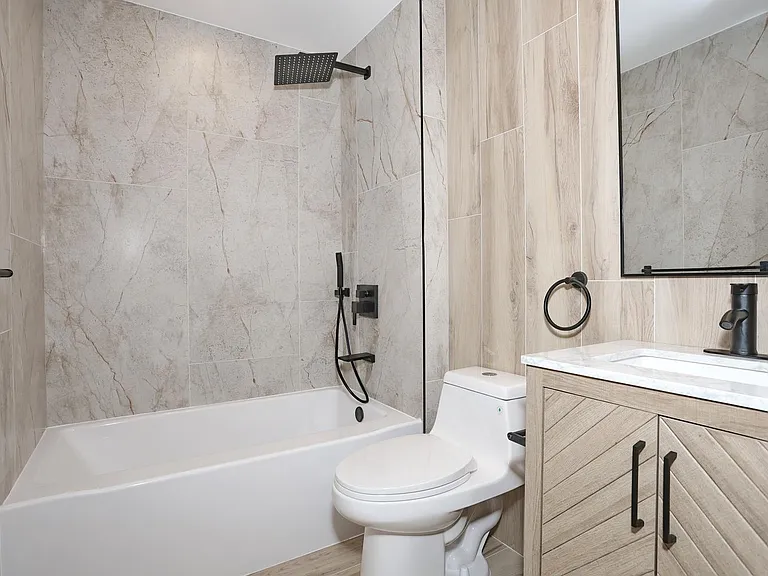 415 Goffle Rd — Photo 22