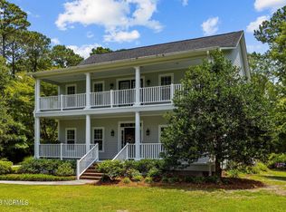 313 Winding Woods Way, Beaufort, NC 28516