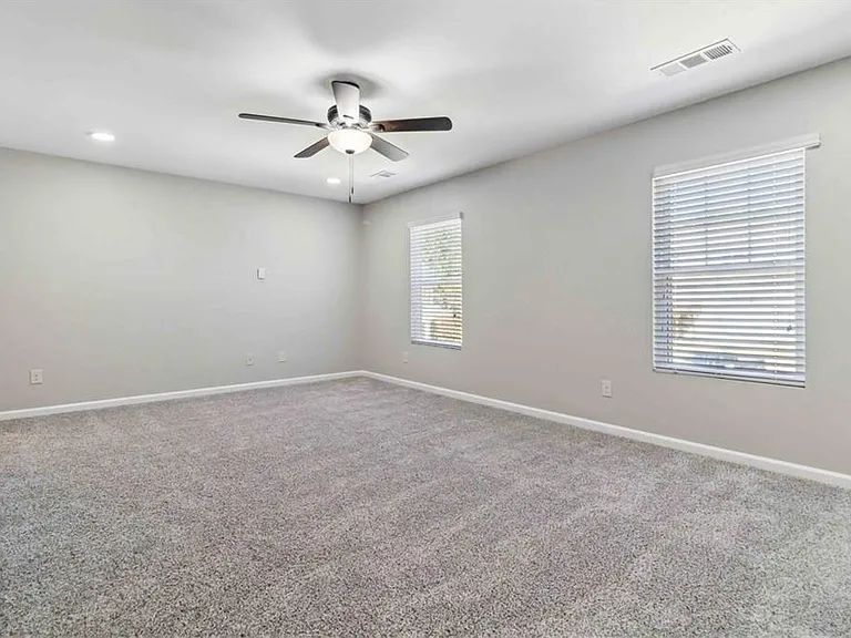 100 Heritage Club Cir — Photo 13