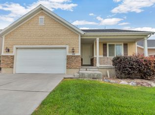 122 E Cottage Cv, Saratoga Springs, UT 84045