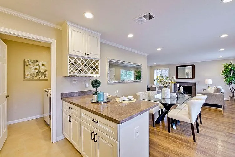 2474 Clear Spring Ct — Photo 8