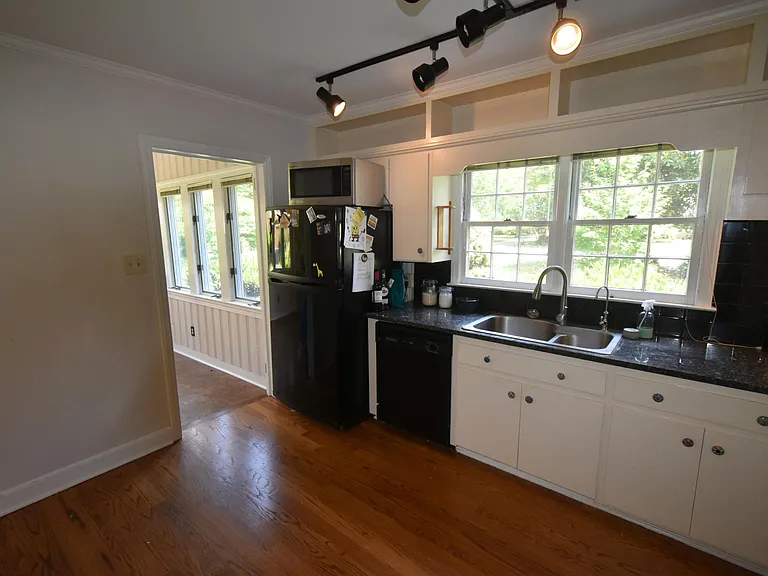 519 Audubon Dr — Photo 13