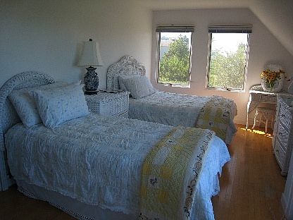 2nd image of 795 Halsey Ln