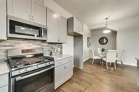 5805 Rivendell Dr — Photo 12