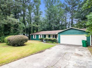 1009 Rampart Pl, Stone Mountain, GA 30088