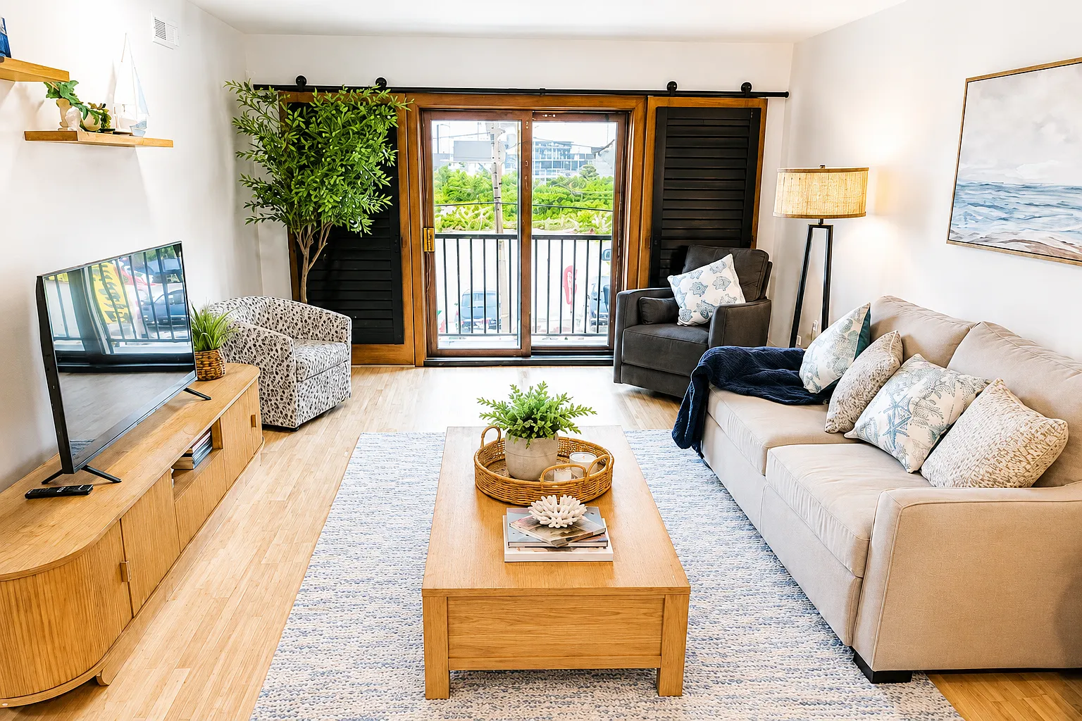 2 bed, 1.5 bath, 1000 sqft, $2,500 — Photo 3