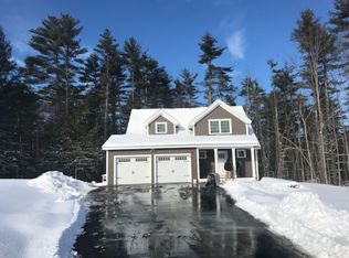 4 Tuck Dr #4, Brentwood, NH 03833