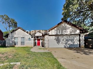 7321 Plumwood Dr, North Richland Hills, TX 76182
