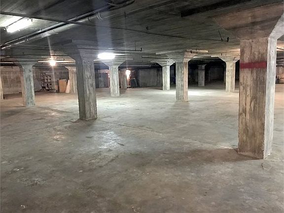 4th image of 1797 Florida St