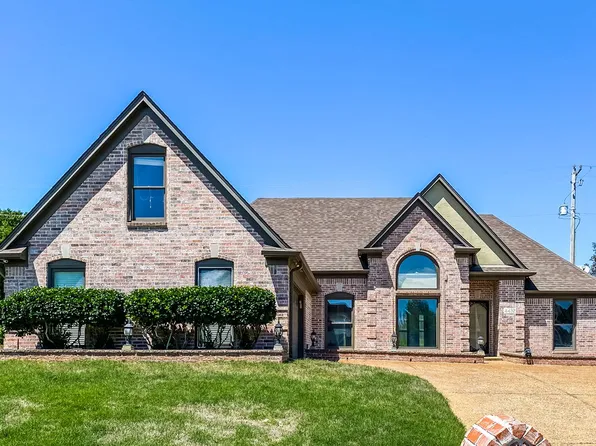 4432 Ellen St, Millington, TN 38053