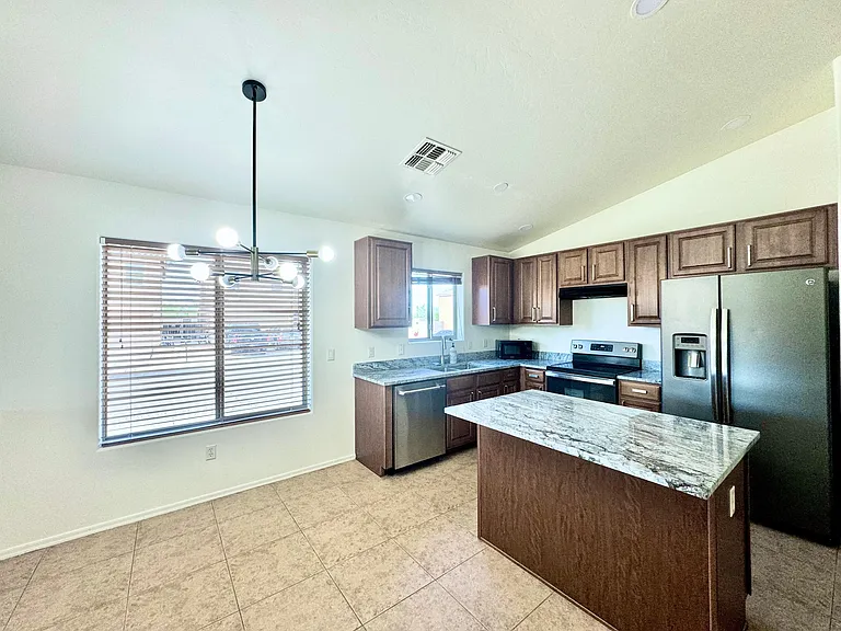 8475 S Otis Dr — Photo 34