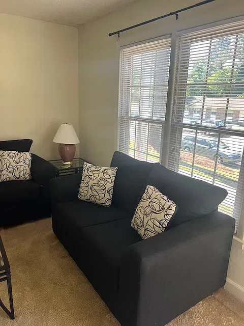 2 bed, 725 sqft, $850 — Photo 4