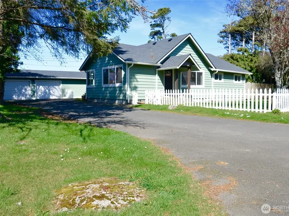 834 Jado Place, Grayland, WA 98547