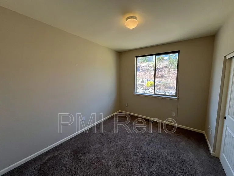 3025 Comstock Dr — Photo 20