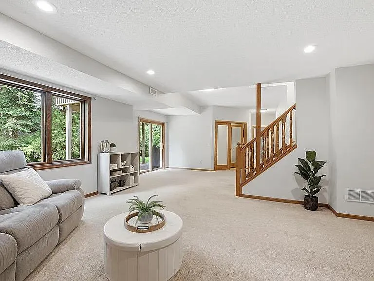 8761 Inverness Rd — Photo 14