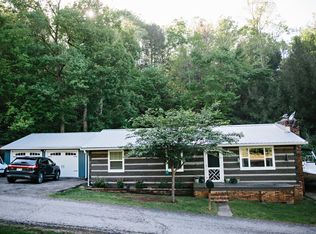 16 Mountaineer Dr, Elkview, WV 25071