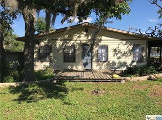 167 Chris Thompson Rd, Victoria, TX 77905