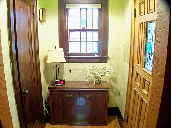Entry Foyer