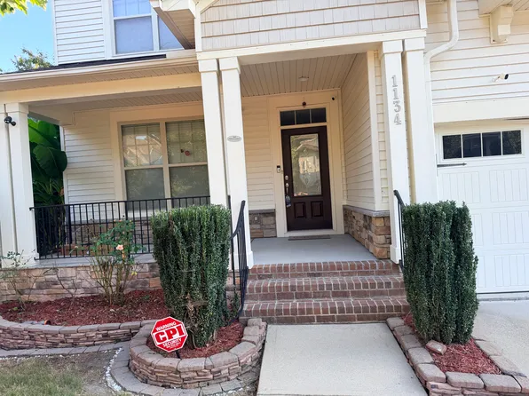 1134 Rosepine Dr, Cary, NC 27519