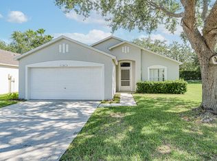 953 N 13th Sq, Vero Beach, FL 32960