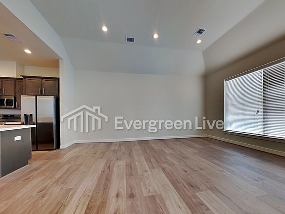 5th image of 2606 Upper Quinn Way