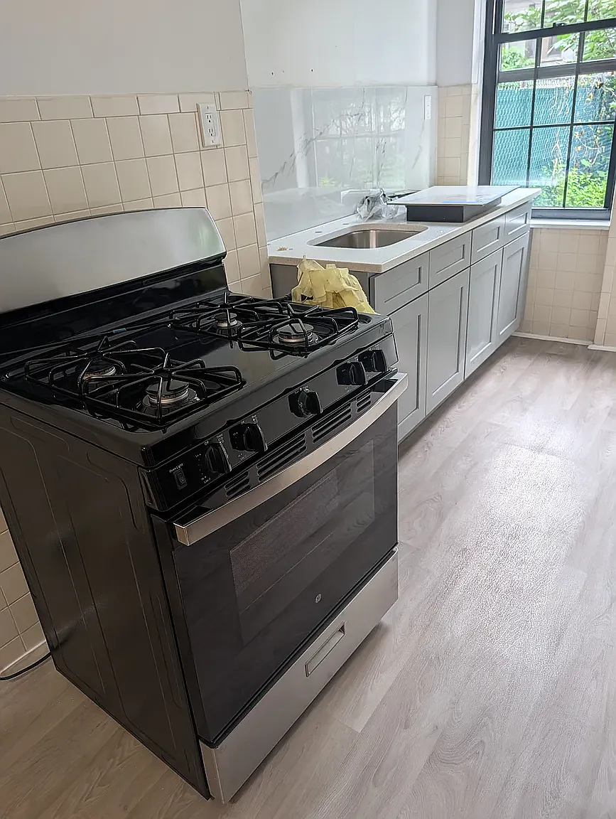 426 Himrod Street — Photo 3