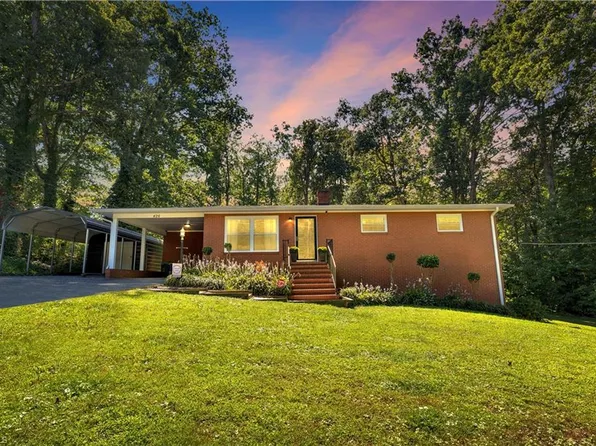 426 Foster St, Asheboro, NC 27205